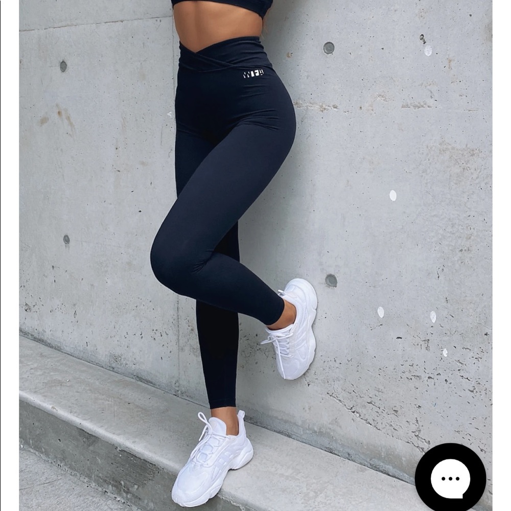 White Fox Boutique Go All Out Leggings